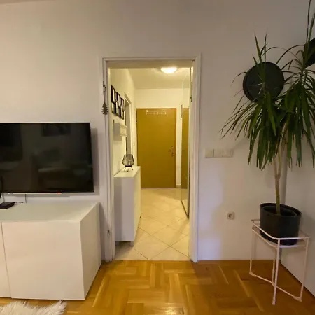 Apartment Miriam *